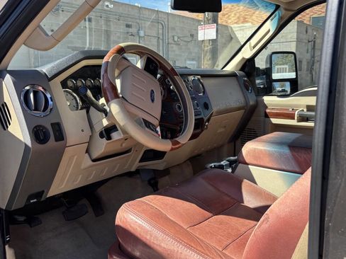 Used 2009 Ford F250 King Ranch image 9