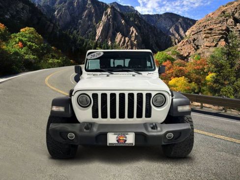 Used 2020 Jeep Gladiator Sport w/ Quick Order Package 24S AWD/4WD image 4