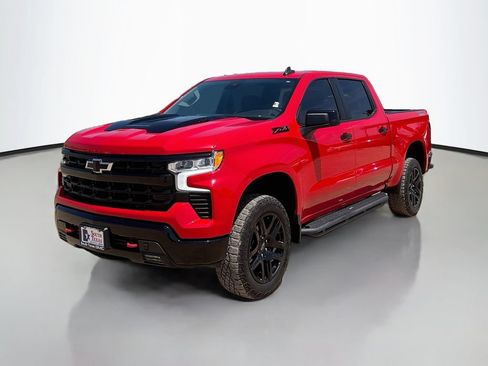 Used 2023 Chevrolet Silverado 1500 LT Trail Boss w/ Protection Package AWD/4WD image 3