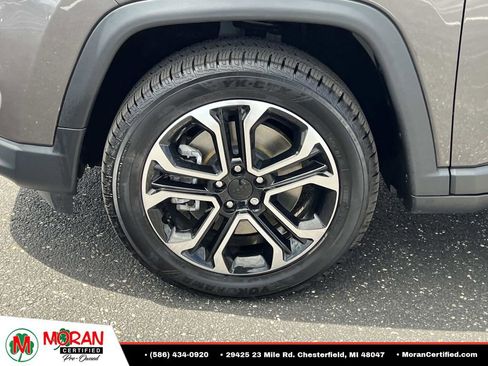 Used 2024 Jeep Compass Limited AWD/4WD image 9