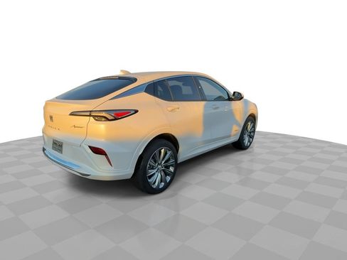 Used 2024 Buick Envista Avenir image 8