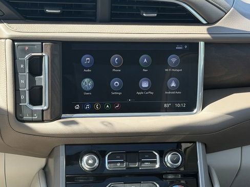 Used 2021 GMC Yukon Denali w/ Denali Premium Package RWD image 15