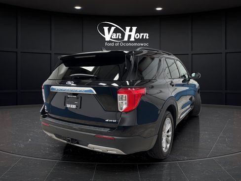 Used 2023 Ford Explorer XLT w/ Equipment Group 202A AWD/4WD image 7