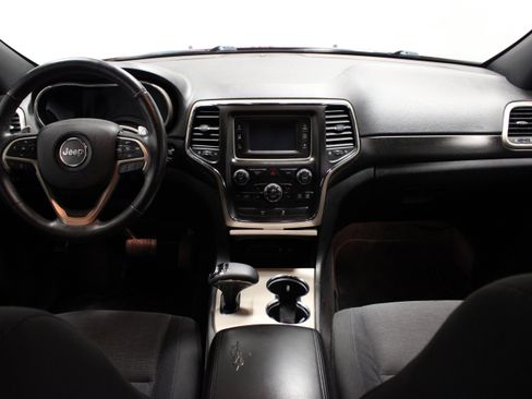 Used 2014 Jeep Grand Cherokee Laredo w/ Quick Order Package 23E AWD/4WD image 23