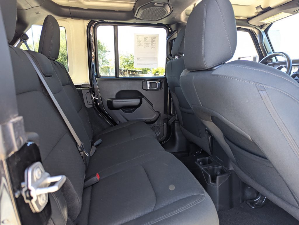 Used 2021 Jeep Wrangler Unlimited Sport AWD/4WD image 30