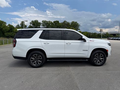 Used 2023 Chevrolet Tahoe Z71 w/ Luxury Package AWD/4WD image 8
