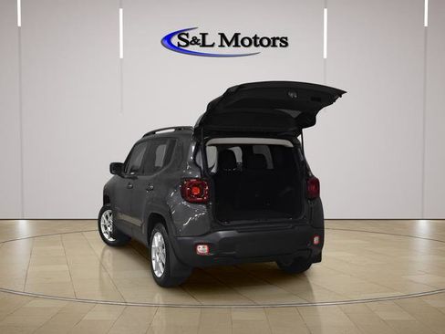Certified 2021 Jeep Renegade Latitude w/ Luxury Group I AWD/4WD image 5