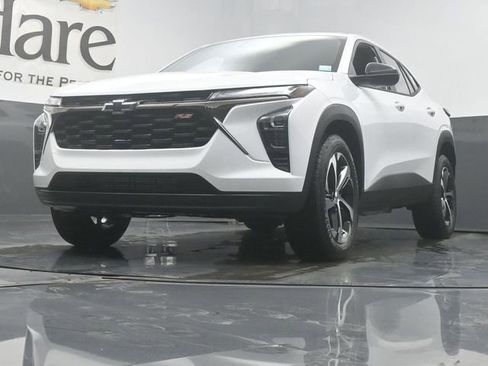 New 2026 Chevrolet Trax RS image 4