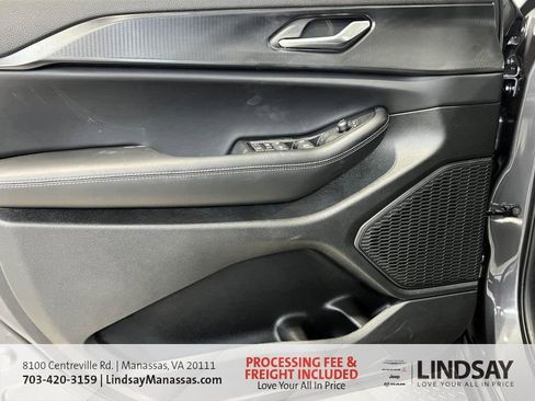New 2025 Jeep Grand Cherokee Altitude AWD/4WD image 29