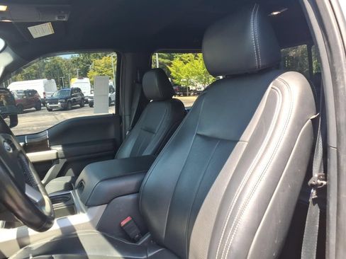 Used 2022 Ford F250 Lariat w/ FX4 Off-Road Package AWD/4WD image 13