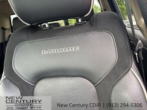 Used 2021 RAM 1500 Laramie AWD/4WD image 25