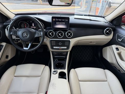 Used 2019 Mercedes-Benz GLA 250 image 11