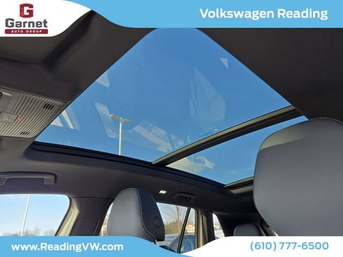 New 2026 Volkswagen Tiguan SE R-Line image 10