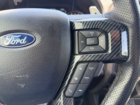 Used 2018 Ford F150 Raptor w/ Equipment Group 802A Luxury AWD/4WD image 18