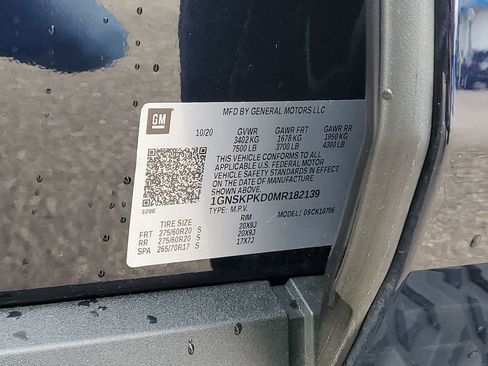 Used 2021 Chevrolet Tahoe Z71 w/ Z71 Signature Package image 39