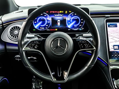 Used 2022 Mercedes-Benz EQS 450+ Sedan image 18