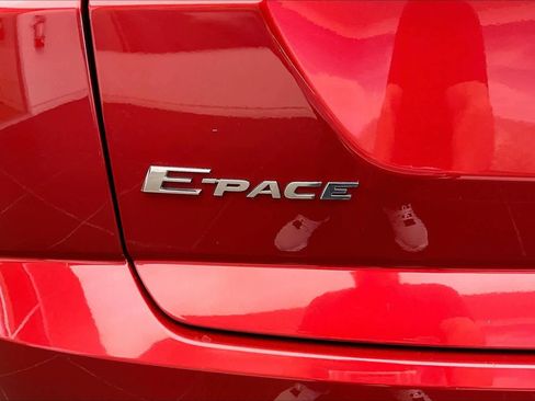 Used 2019 Jaguar E-PACE S image 33