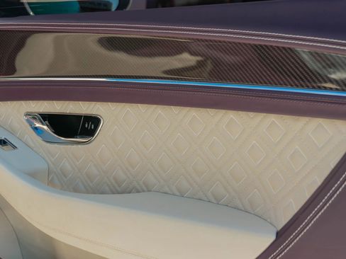 Used 2022 Bentley Continental GT image 64