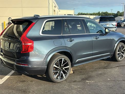 Certified 2024 Volvo XC90 B5 Plus w/ Protection Package AWD/4WD image 29