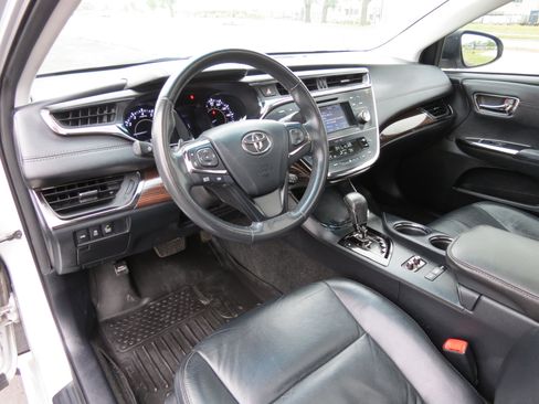 Used 2013 Toyota Avalon XLE Touring image 35