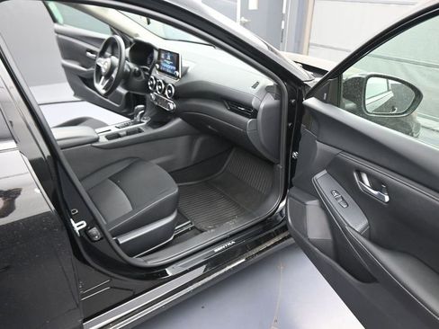 Used 2024 Nissan Sentra SV FWD image 42