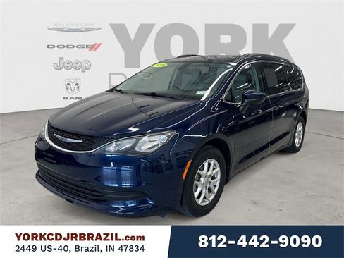 Used 2020 Chrysler Voyager Lxi w/ Cold Weather Group image 1