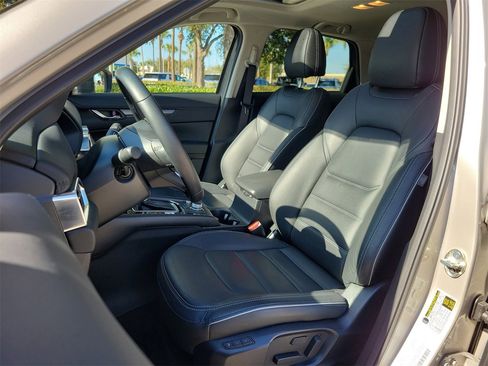 Used 2025 MAZDA CX-5 AWD 2.5 S w/ Preferred Package image 16