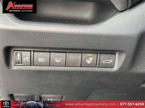 Certified 2020 Toyota RAV4 XLE w/ Convenience Package image 24