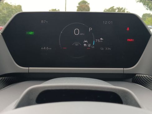 New 2025 Toyota bZ4X AWD image 33