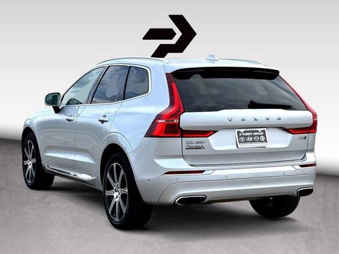 Used 2021 Volvo XC60 T5 Inscription w/ Advanced Package image 6