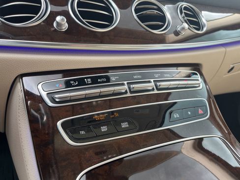 Used 2021 Mercedes-Benz E 450 4MATIC Sedan image 25