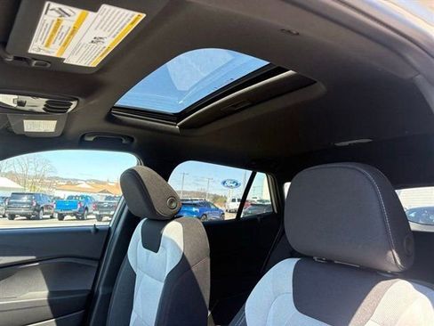 New 2026 Chevrolet Trax RS image 12