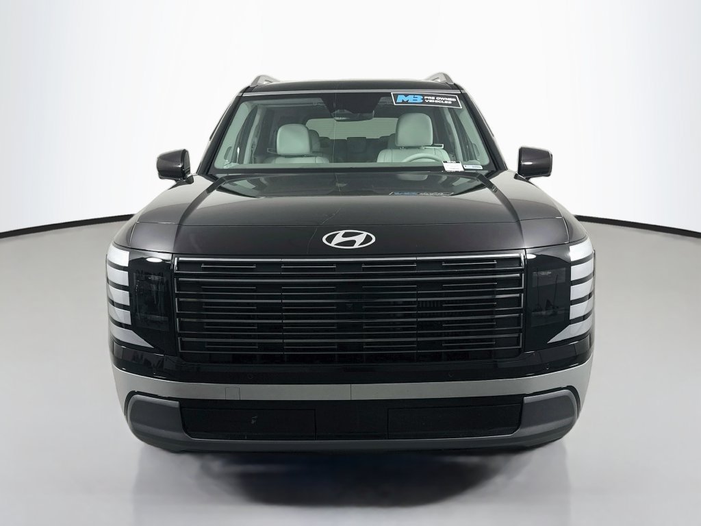 Certified 2026 Hyundai Palisade Limited FWD image 2