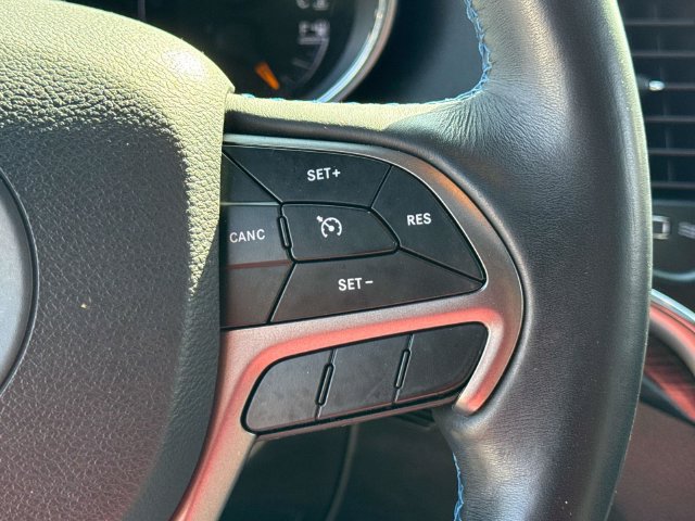 Used 2019 Jeep Grand Cherokee Laredo AWD/4WD image 25