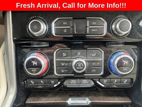 Used 2021 GMC Yukon XL Denali w/ Advanced Technology Package AWD/4WD image 21