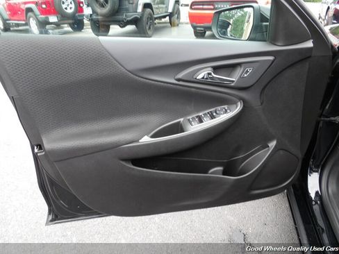 Used 2023 Chevrolet Malibu LT FWD image 22