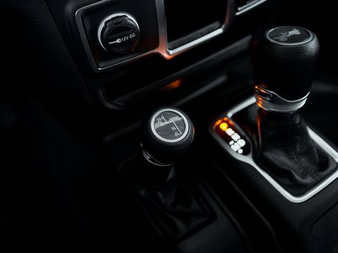 Used 2023 Jeep Wrangler Sport image 48