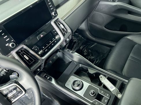 Used 2022 Kia Sorento S image 23
