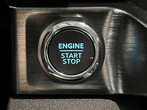 Used 2024 Ford F350 Lariat w/ Lariat Ultimate Package AWD/4WD image 30