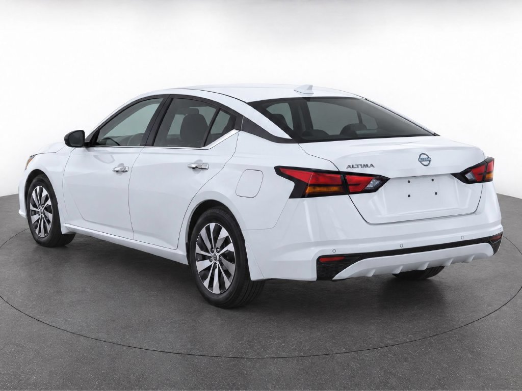 Certified 2025 Nissan Altima 2.5 S FWD image 4
