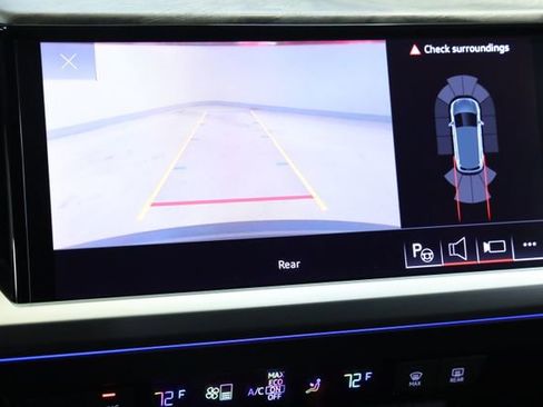 Used 2023 Audi Q4 e-tron Premium Plus w/ Premium Plus image 18