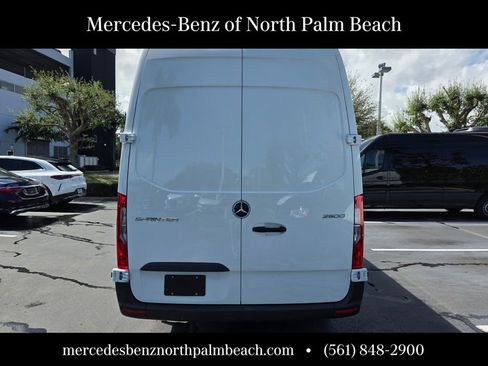 New 2025 Mercedes-Benz Sprinter 2500 image 5
