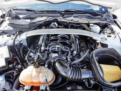 Used 2020 Ford Mustang Shelby GT350 w/ Technology Package image 27