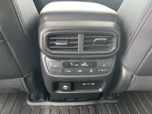 Certified 2024 Honda Passport Black Edition image 28