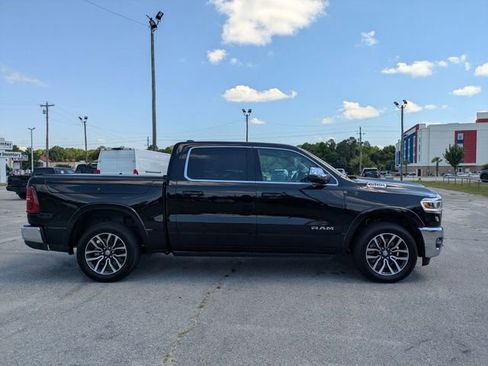 Used 2025 RAM 1500 Limited AWD/4WD image 2