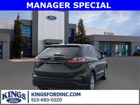 New 2024 Ford Edge SE image 8