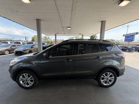 Used 2018 Ford Escape SEL AWD/4WD image 5