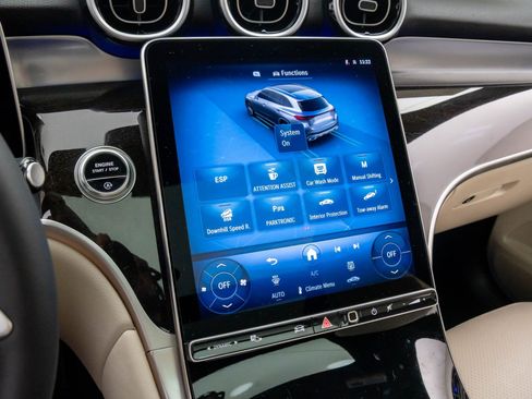 New 2026 Mercedes-Benz GLC 300 4MATIC image 26