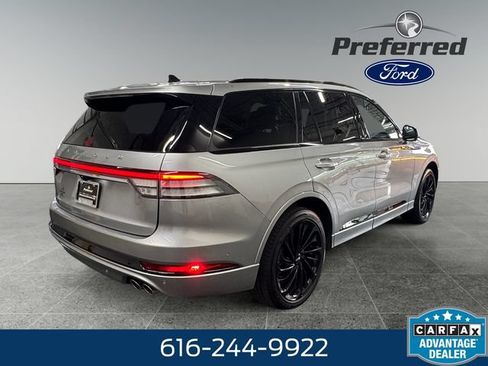 Used 2023 Lincoln Aviator Reserve w/ Jet Package AWD/4WD image 17