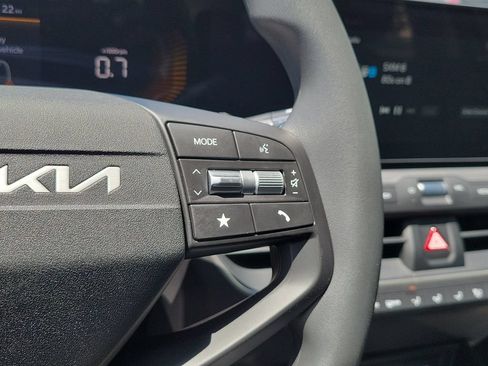New 2026 Kia K4 FWD image 13
